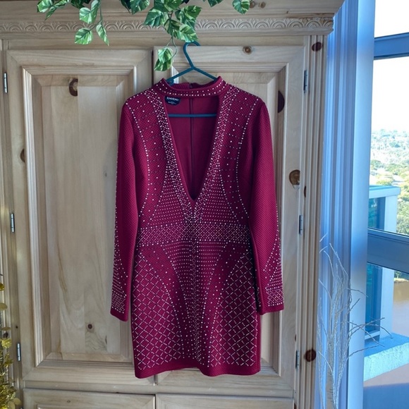 BEBE Gorgeous red low-cut collared dress w sequins size medium. - Picture 3 of 3
